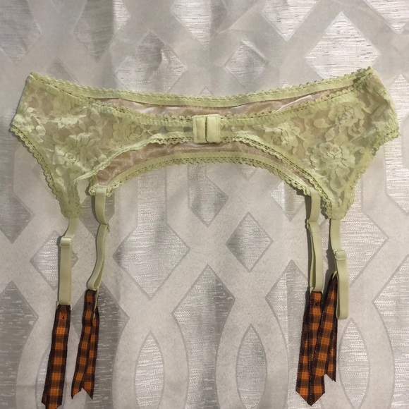 COPY - Victoria’s Secret Garter Belt - Picture 2 of 5
